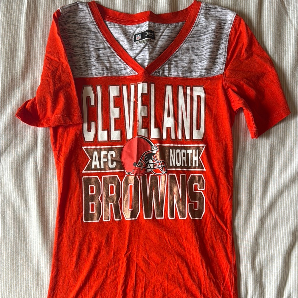 NFL Red and Gray Cleveland Browns Short Sleeve Tee